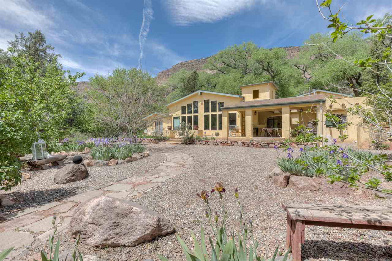 Homes & Land for Sale in the Los Alamos, New Mexico Area